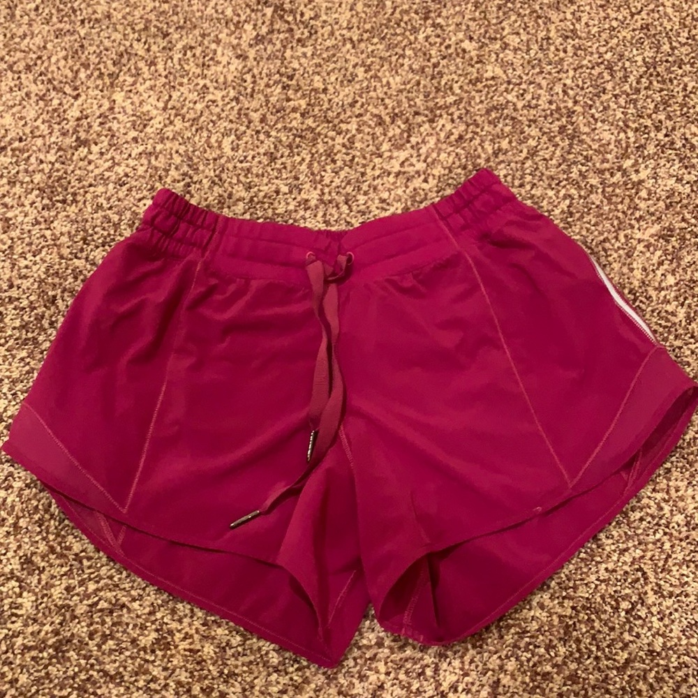 Lululemon Hotty Hot shorts. Like new. Size 6